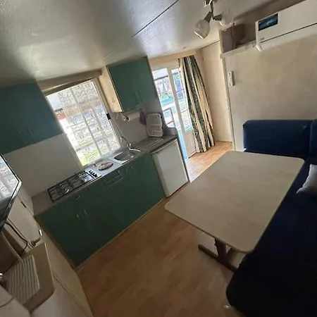 Apartment Aurora's